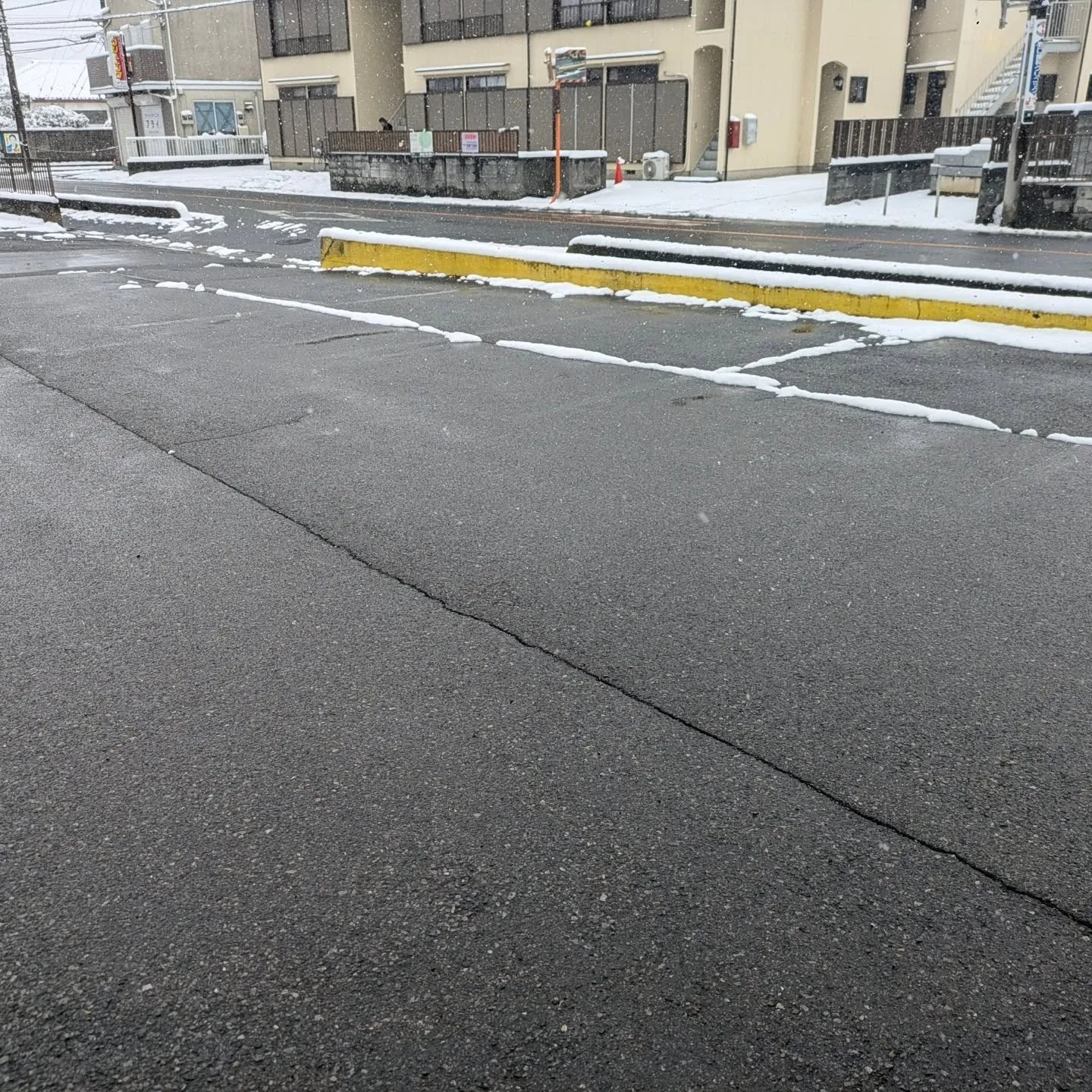 雪がすごいですね⛄️⁡